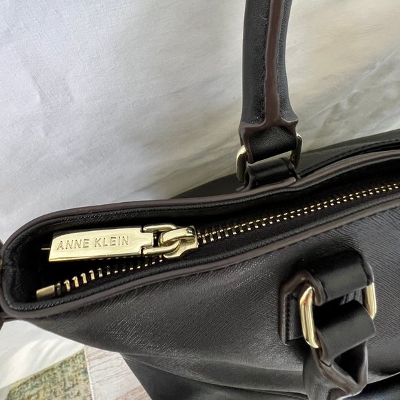 Anne Klein Tote, Shoulder or Crossbody Style Bag, Black, Large, VGC! - Picture 6 of 15